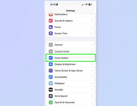 盈江apple维修支持如何使用iPhone15Action按钮设置翻译